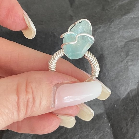 Light Blue Crystal Size 7 Wire Ring - Picture 4 of 7